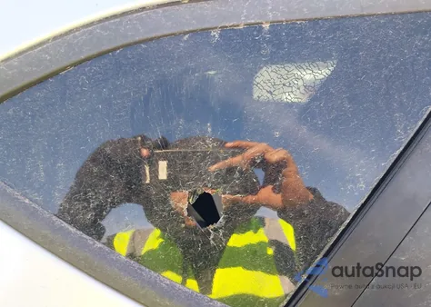 2018 Hyundai Tucson Sel z USA, uszkodzony, nr VIN KM8J33A49JU640020